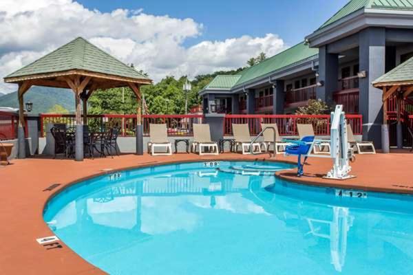 Quality Inn Black Mountain Exterior photo